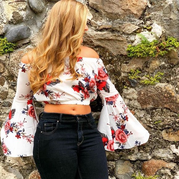 Meet your Posher, Sarah - Picture 1 of 1